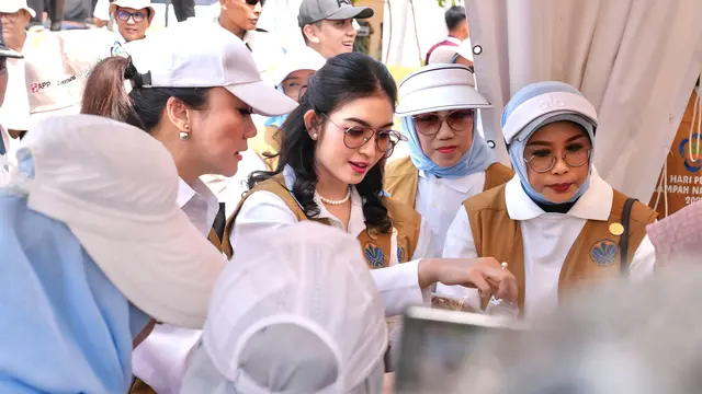 Istri Mensos Gus Ipul Aktif dalam Kegiatan Dukung Pemberdayaan Komunitas Mangrove