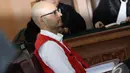  Neil Bantleman saat menjalani sidang perdana di Pengadilan Negeri Jakarta Selatan, Selasa (2/12/2014). (Liputan6.com/Faizal Fanani)