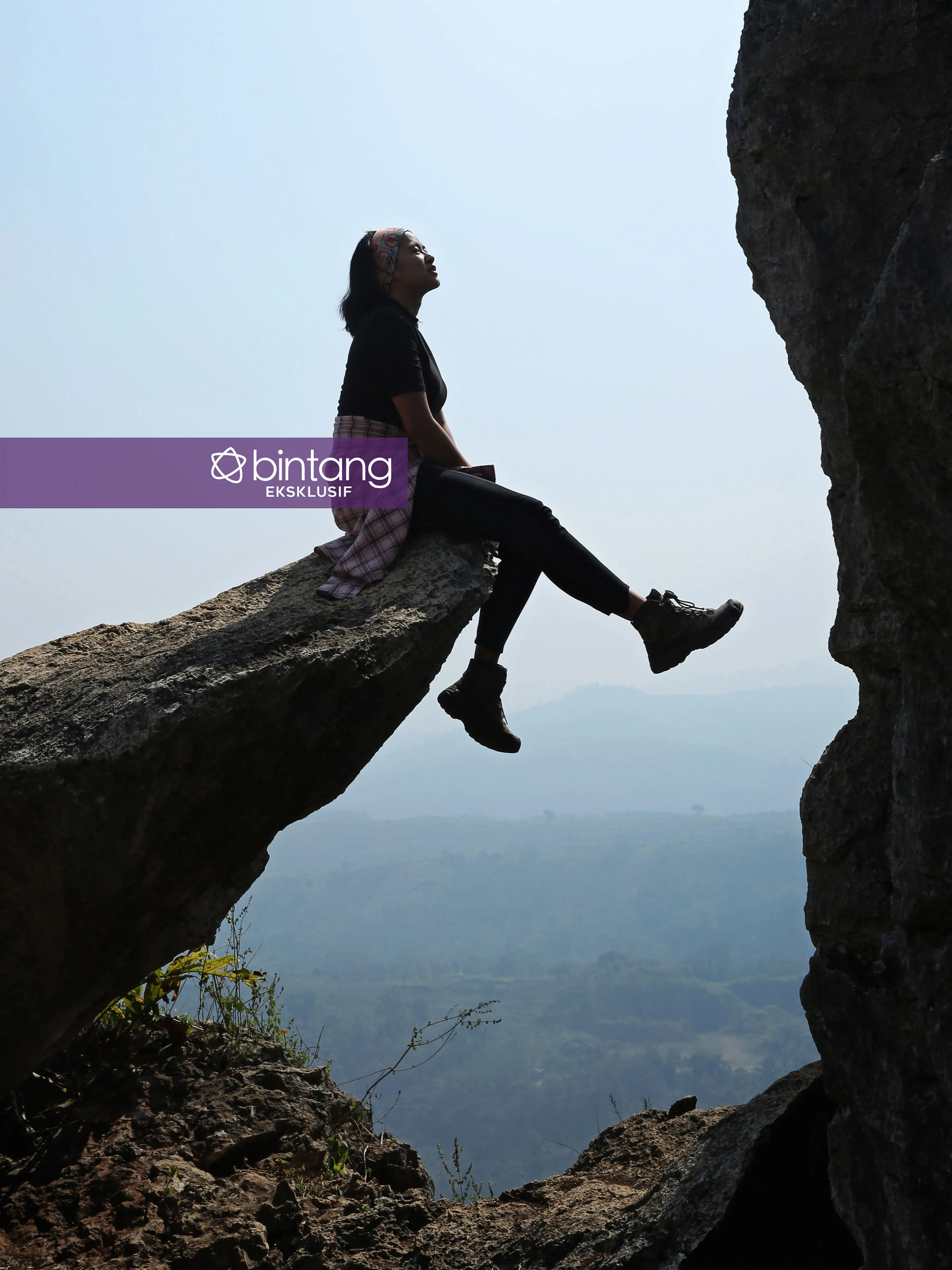 Dian Indah Carolina, pendaki yang mencapai puncak gunung tertinggi dunia di usia mudanya. (Foto: Bambang E. Ros, DI: M. Iqbal Nurfajri/Bintang.com)