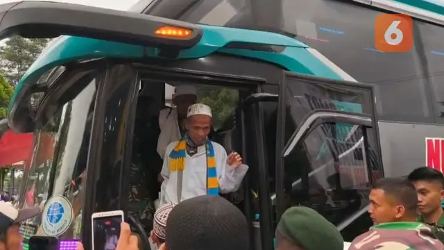 Kepulangan jemaah haji 2025 asal Kabupaten Sukabumi di Pusbangdai. (Liputan6.com/Fira Syahrin).
