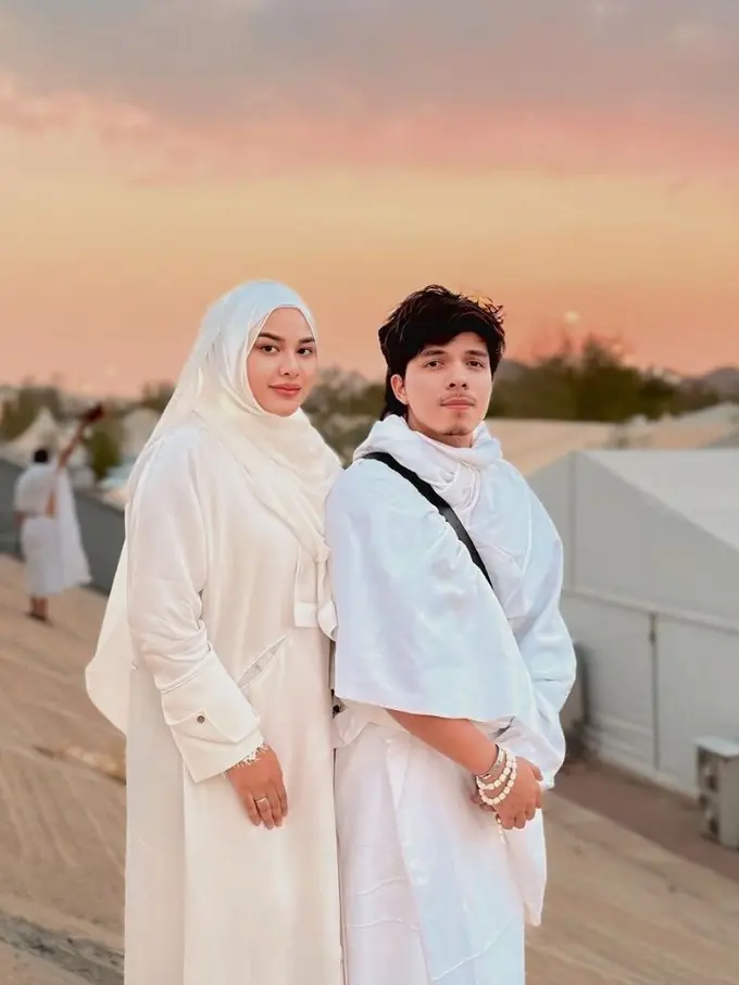 6 Artis Indonesia yang Tampil dengan Abaya saat Rayakan Idul Adha, Tampil Cantik dan Anggun