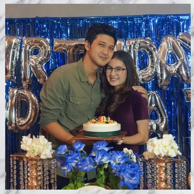 6 Potret Perayaan Ulang Tahun Aditya Zoni, Dapat Kejutan dari Kekasih