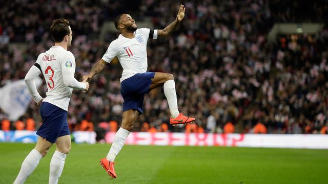 Sterling Cetak Hattrick, Inggris Lumat Ceko di Wambley