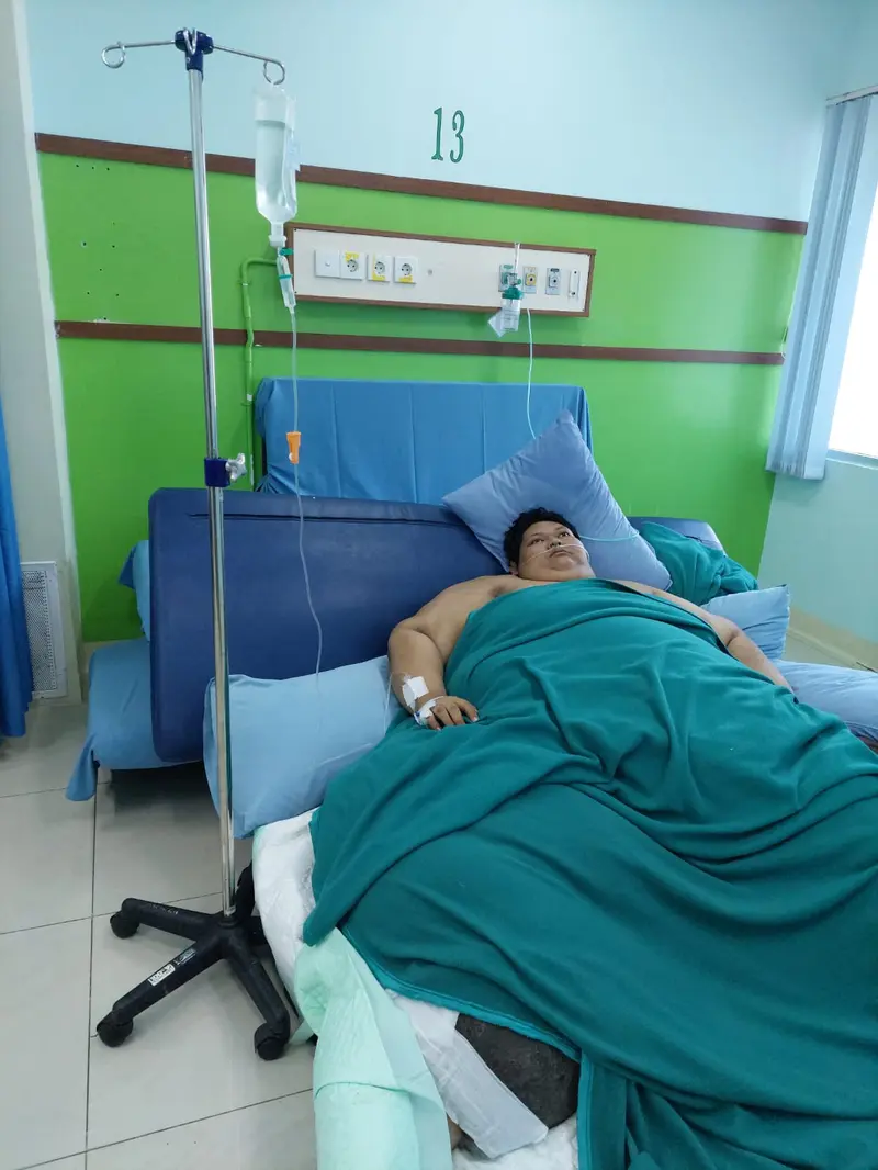 Pria Obesitas Berbobot 280 Kilogram Ditangani 10 Dokter Spesialis di RSU Kota Tangerang