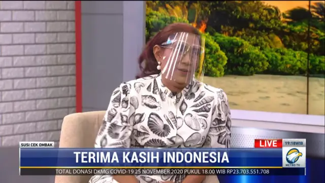 Susi Pudjiastuti di acara Susi Cek Ombak