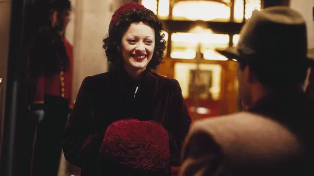 Poster film La Vie En Rose. (Foto: Dok. Legende Films/ IMDb)