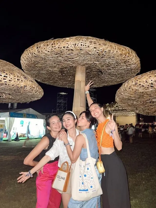 [Fimela] Enzy Storia