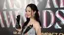 Aktris 38 tahun itu berhasil membawa pulang piala dari kategori Best Actress of The Year [@parkminyoung_fanss]