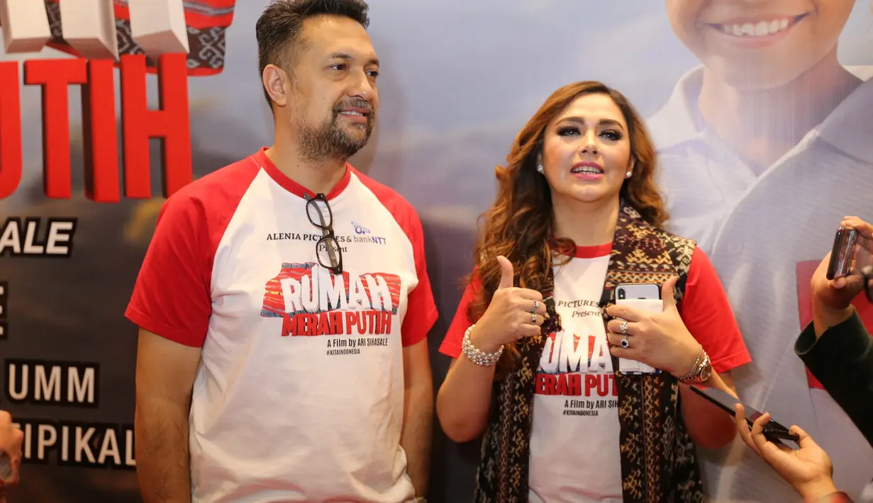 Ari Sihasale dan Nia Zulkarnaen