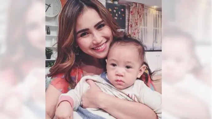 [POLL] Berita Selebriti Indonesia yang Paling Ditunggu di Agustus