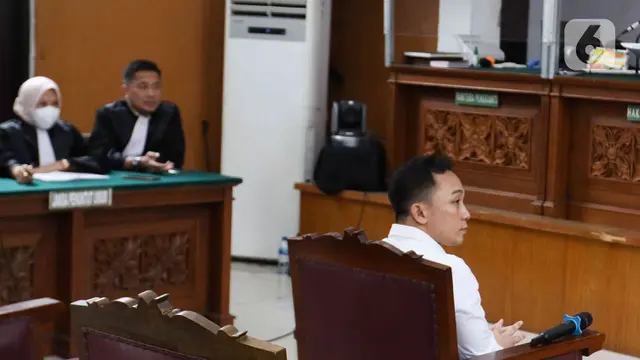 Ekspresi Ricky Rizal saat Jalani Sidang Duplik Kasus Pembunuhan Brigadir J