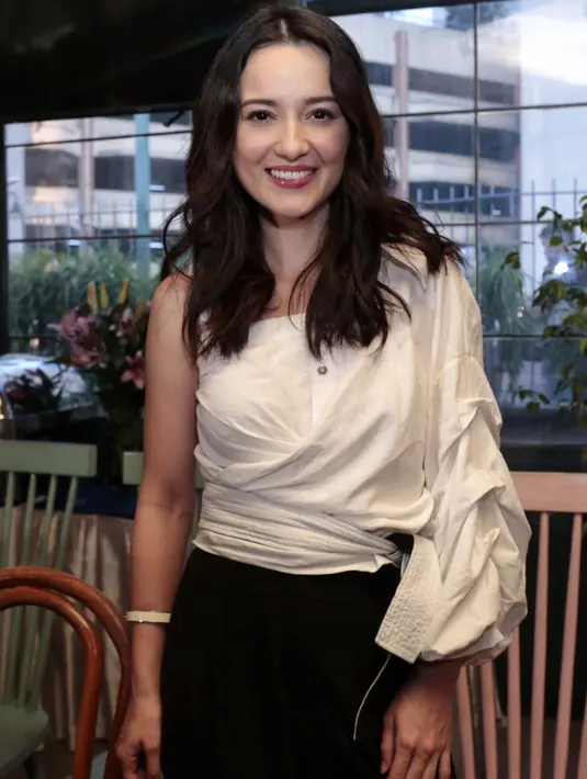 Julie Estelle