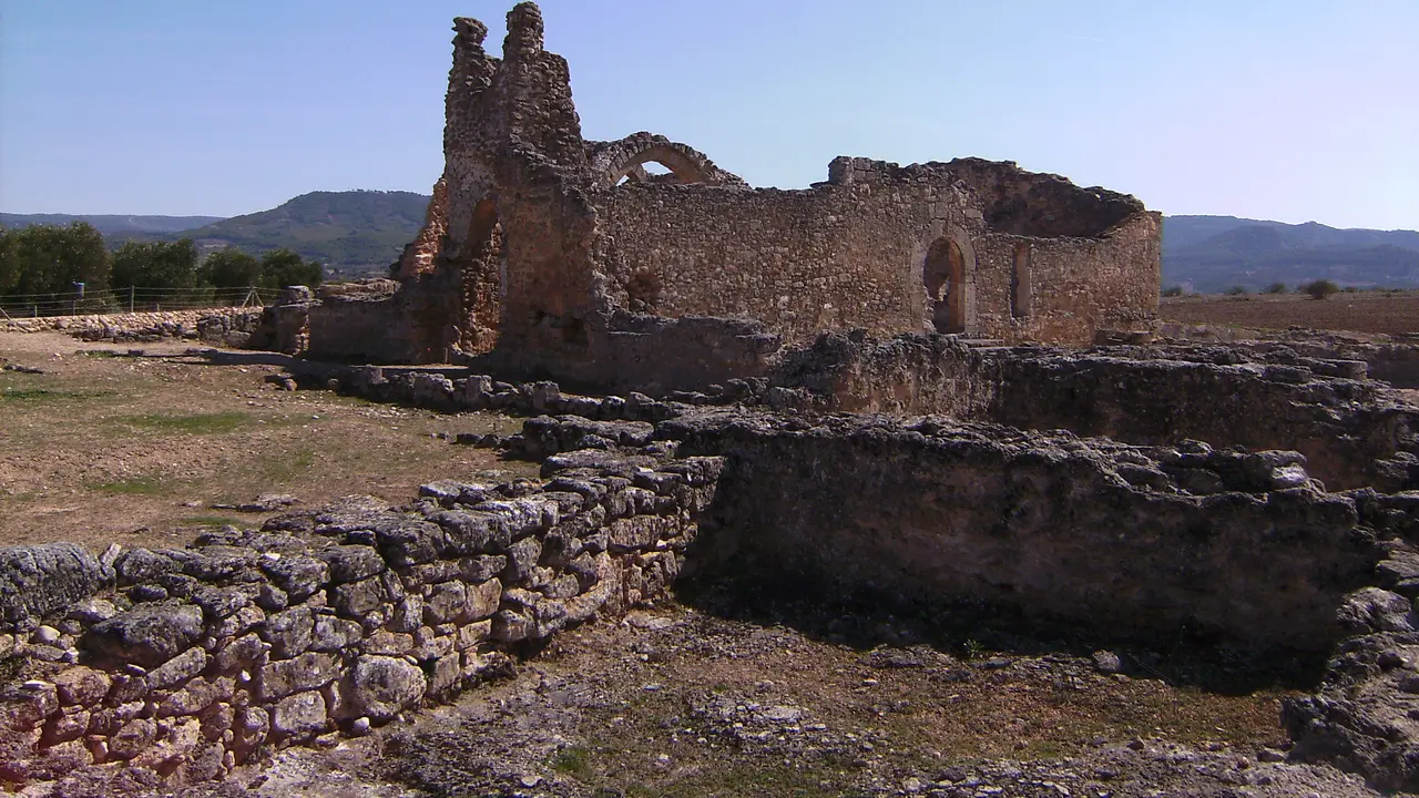 Sisa-sisa basilika Reccopolis (Wikimedia Commons)