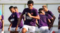 Rizky Pellu dan pemain PSM di Liga 1 2018. (Bola.com/Abdi Satria)