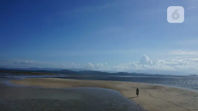 pantai logpon