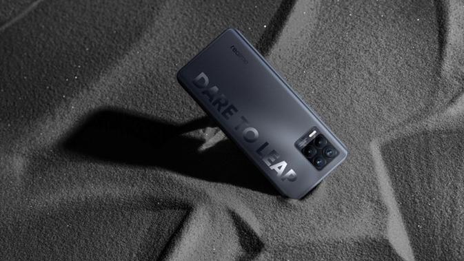 realme 8 Pro - Infinite Black. (Dok. realme)