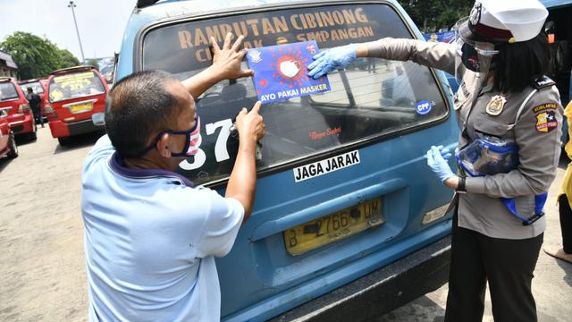 Cara Korlantas Polri Kampanye Pakai  Masker  di Terminal dan 