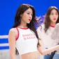 Seolhyun AOA tak hanya dianugerahi dengan wajah yang cantik. Ia juga punya badan yang seksi menawan, wajar jika banyak wanita yang iri dengannya. (Foto: koreaboo.com)