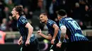 Pemain Inter Milan, Francesco Pio Esposito, melakukan selebrasi setelah mencetak gol ke gawang Juventus di pertandingan pekan ke-25 Liga Italia 2025/2026 di Giuseppe Meazza, Minggu (15/02/2026) dini hari WIB. (Spada/LaPresse via AP)