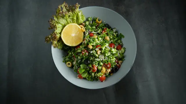 Resep Millet Bowl dengan Saus Lemon yang Segar untuk Diet Harian