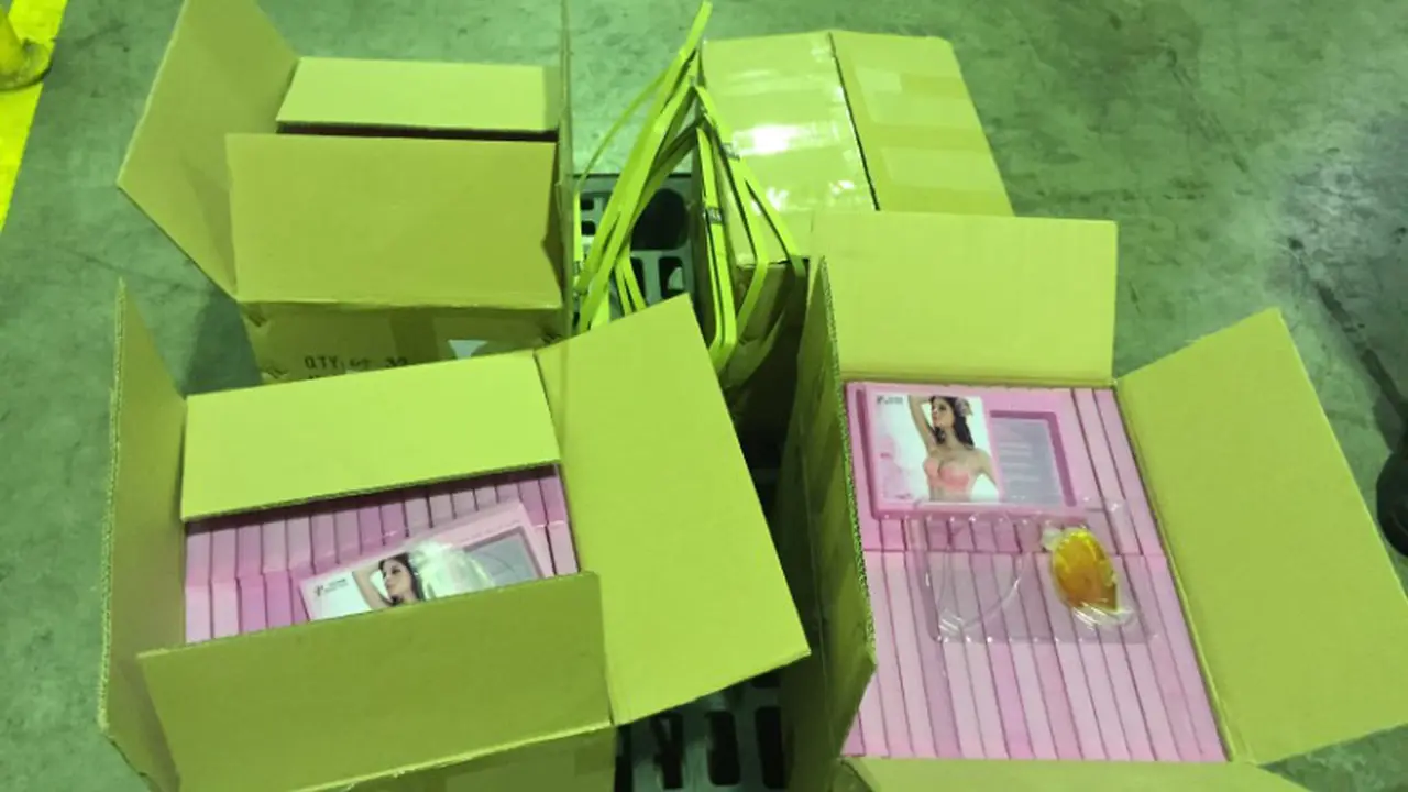 Polisi Bekuk Penyelundup Narkoba Gel Silikon Bra Senilai 1 Miliar