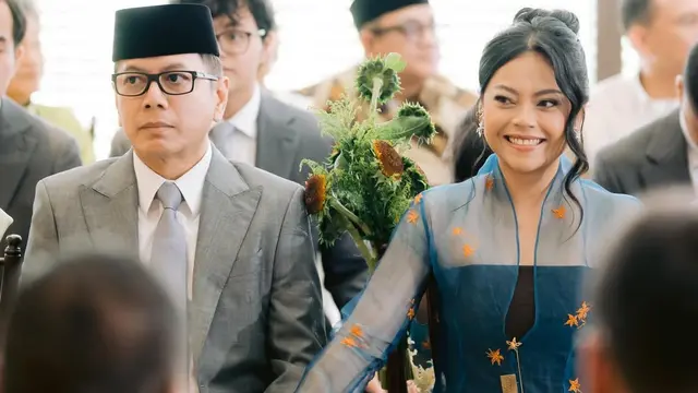 Sakina Tama, Putri Kedua Wishnutama saat dilamar kekasih. [@sakinatama]