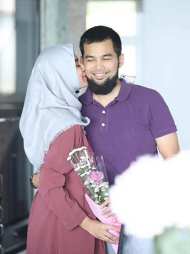'Bapak Jenggot' merupakan panggilan sayang Shireen Sungkar kepada sang suami, Teuku Wisnu. (via instagram/@shireensungkar)