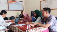 Bawaslu Kudus memerintahkan Panwaslu Kecamatan memanggil ratusan calon anggota KPPS untuk diklarifikasi. Foto (Liputan6.com / Arief Pramono)