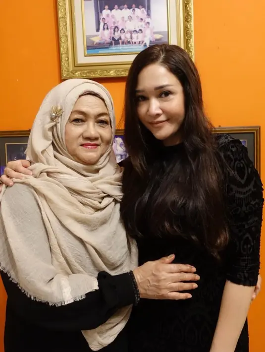 (Instagram/kusthini_hs)