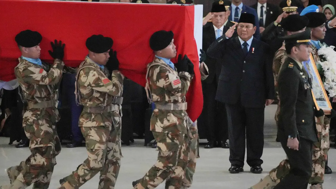Penghormatan Terakhir untuk Prajurit TNI yang Gugur di Lebanon