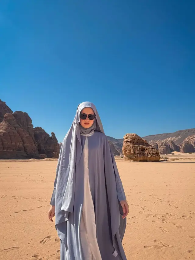 Kompilasi Gaya Hijab Elegan ala Kimberly Ryder (Instagram/@kimbrlyryder)