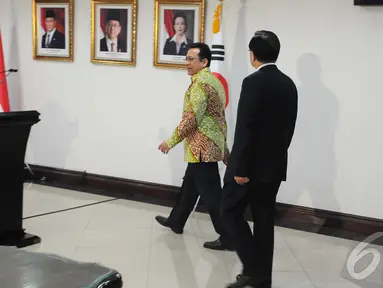 Irman Gusman saat menerima Ketua Parlemen Korea Selatan Chun Ui Hwa, Jakarta (22/12/2014). (Liputan6.com /Andrian M Tunay)