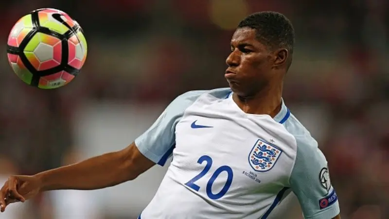 Striker Manchester United (MU) Marcus Rashford mencetak hattrick pada satu-satunya penampilan bersama Timnas Inggris U-21, melawan Norwegia, September 2016. 