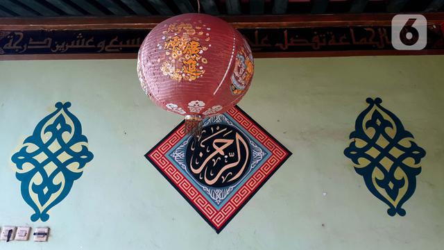 Melihat Masjid Jami Tan Kok Liong yang Memiliki Arsitektur Kelenteng