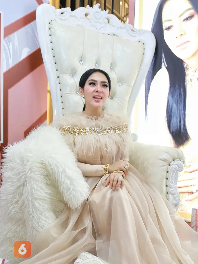 [Bintang] Syahrini