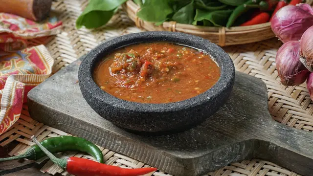Resep Sambal Terasi Rumahan: Tips agar Tahan Lama dan Kreasi Sajian yang Menggugah Selera