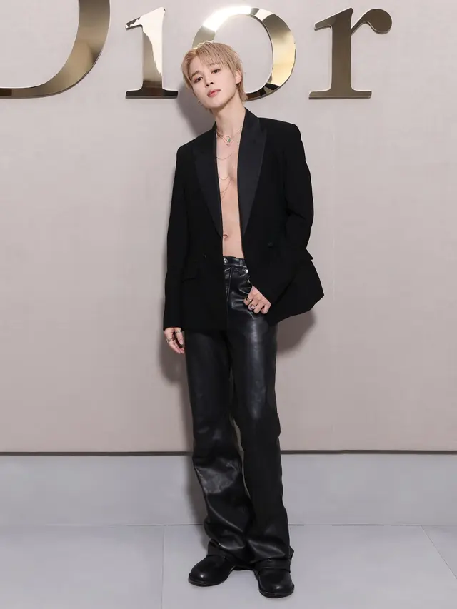 Taburan Bintang Dunia Hadiri Show Dior di Paris Fashion Week, Ada Jisoo BLACKPINK, Jennifer Lawrence, hingga Jimin BTS