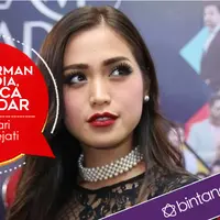 Dari Jerman ke India, Jessica Iskandar Mencari Cinta Sejati. (Foto: Bambang E. Ros, Desain: Nurman Abdul Hakim/Bintang.com)