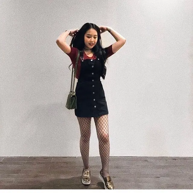 6 Foto Jadul Sisca Kohl Sebelum Terkenal Ini Curi Perhatian