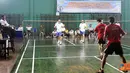Citizen6, Surabaya: Pertandingan penyisihan Pool B Bulutangkis Pekan Olahraga Wilayah Timur (Porwiltim) TNI AL 2012 tersebut disapu bersih Tim Kobangdikal.  (Pengirim: Penkobangdikal)