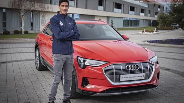 Audi E-Tron jadi salah satu koleksi Raphael Varane