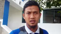 Penampilan M. Natshir dalam menjaga gawang Persib Bandung dalam dua laga terakhir di TSC dianggap sudah bagus. (Bola.com/Erwin Snaz)