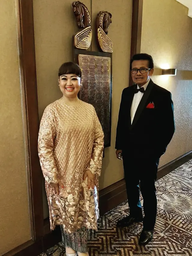 6 Momen Kenangan Romantis Koes Hendratmo dengan Sang Istri Sebelum Meninggal