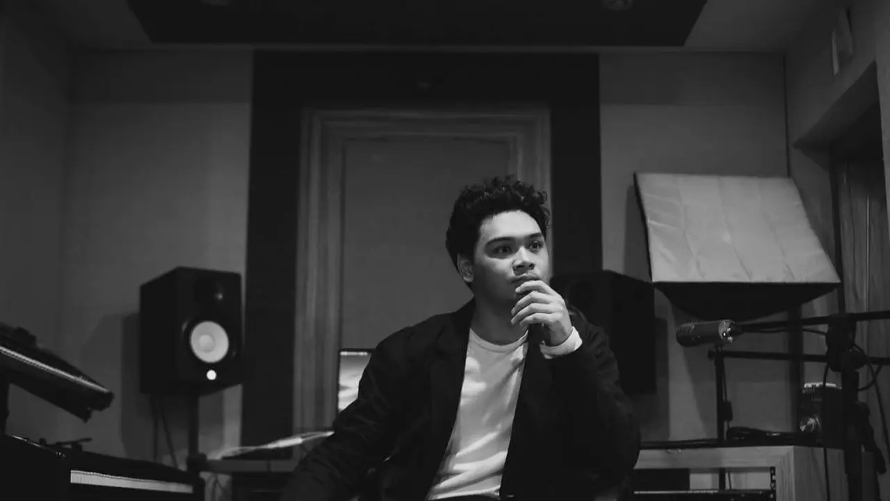Mikha Angelo