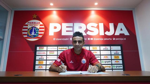 Persija perkenalkan Otavio Dutra sebagai pemain anyar.