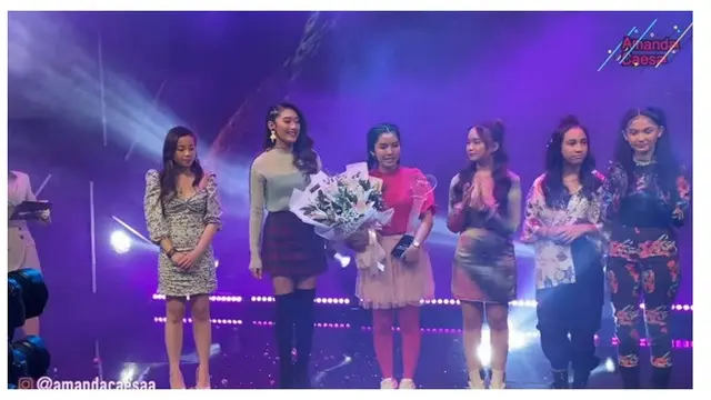 Debut dalam Girlgrup, Ini 7 Potret Kompak Amanda Caesa dengan Member Girls Girls