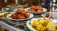 9 Jenis Makanan yang Paling Mengundang Lalat dan Cara Mengamankannya di Restoran