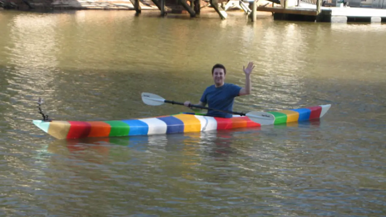 Ini Perahu Kayak Pertama Yang Dibuat Dari Printer 3D