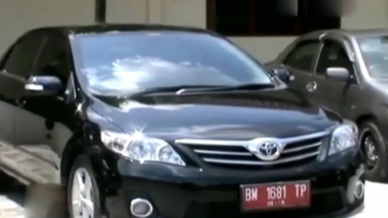 (lip6 Petang) Mobil Dinas