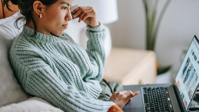 Ilustrasi promosi, jualan online